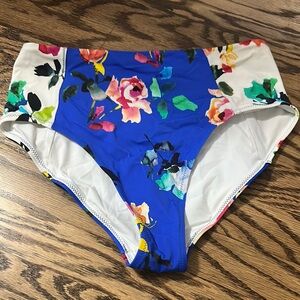 Athleta swim bottoms. Size small
